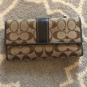 Coach wallet
